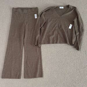 Old Navy Brown V-Neck Sweater and pants set